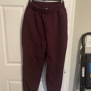 Comfrt Plum Travel Essentials Sweatpants
